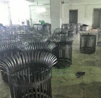 花籃式垃圾桶工廠生產圖