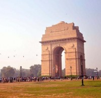 印度首都：街道幾乎見不到環保分類垃圾桶，垃圾堆17層樓高