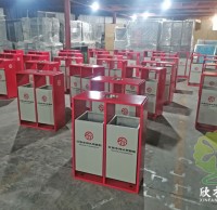 紅色中河頭景區(qū)金屬垃圾桶定制案例