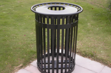 圓柱形鏤空金屬垃圾桶重塑公共空間的美學與功能