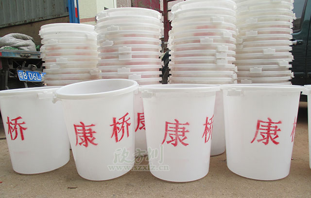 廠區塑料垃圾桶